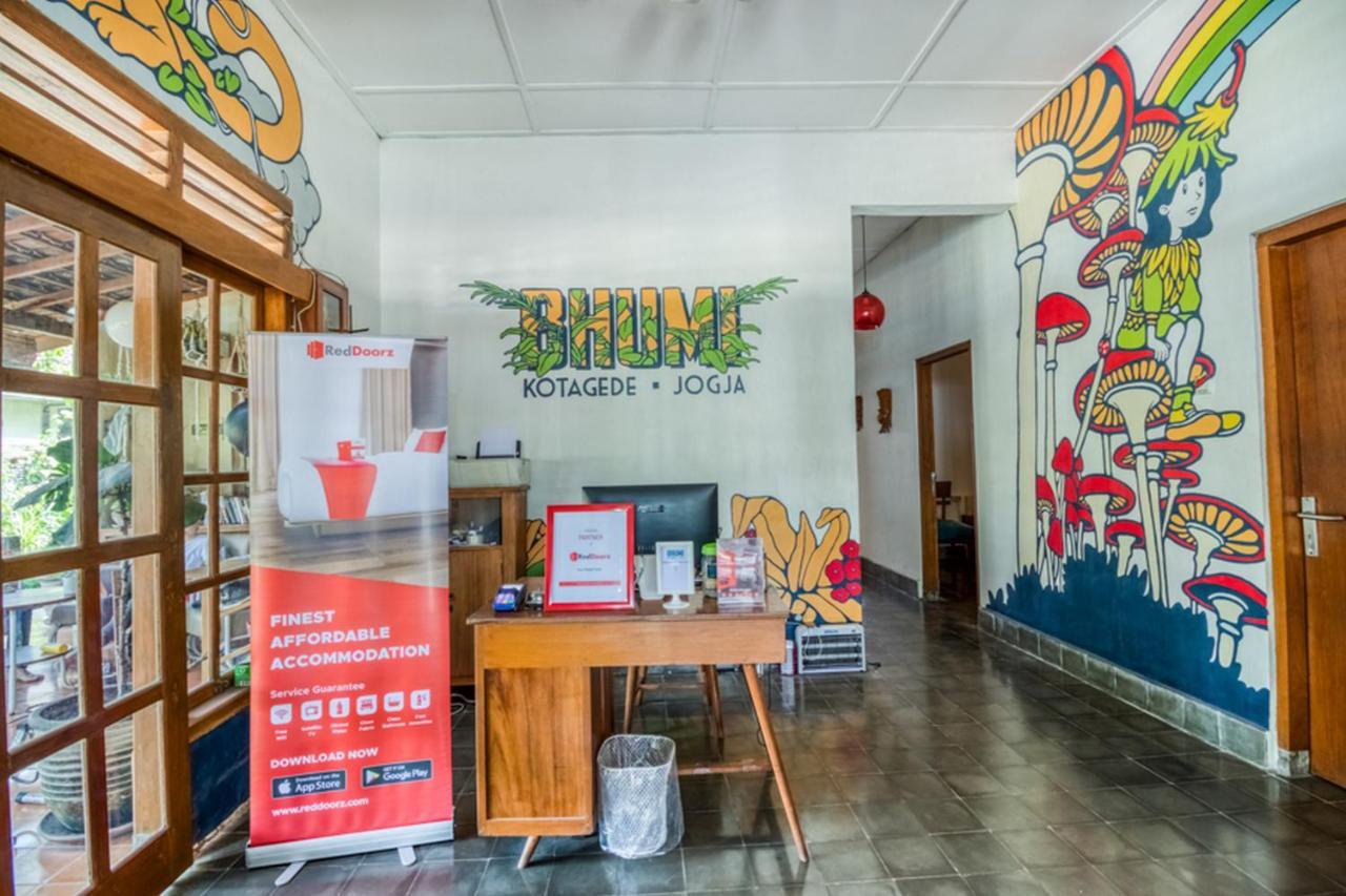 Reddoorz Hostel @ Kotagede Yogyakarta Exterior photo